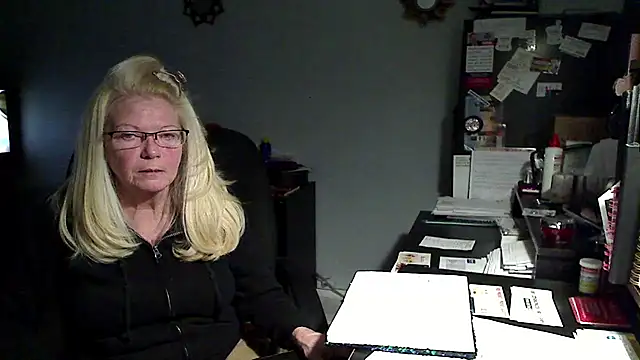 Snapshot of XTRAHORNYONE chatting on 03-26-26, 11:57 XTRAHORNYONE online show from 03-26-26, 11:57