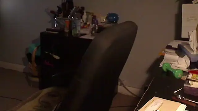 Snapshot of XTRAHORNYONE chatting on 03-23-25, 12:26 XTRAHORNYONE online show from 03-23-25, 12:26