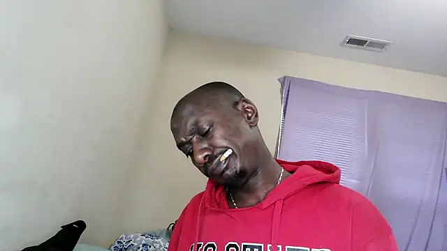 RinsingWood84 online show from 03-12-26, 06:12