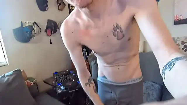 Snapshot of pyrowuff chatting on 02-21-26, 12:12 pyrowuff online show from 02-21-26, 12:12