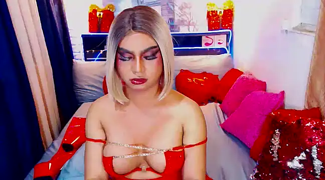 Snapshot of TsGoddessNhicolle chatting on 01-17-25, 02:39 TsGoddessNhicolle online show from 01-17-25, 02:39