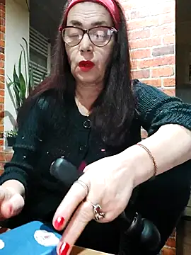 Snapshot of cristinatina chatting on 10-15-25, 03:16 cristinatina online show from 10-15-25, 03:16