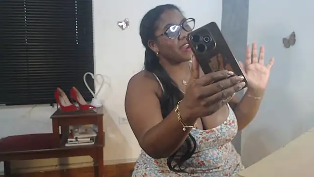 sharom smith1 online show from 05-27-26, 10:39