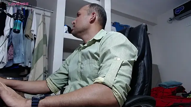 lewislamxxx hot online show from 02-26-26, 11:16