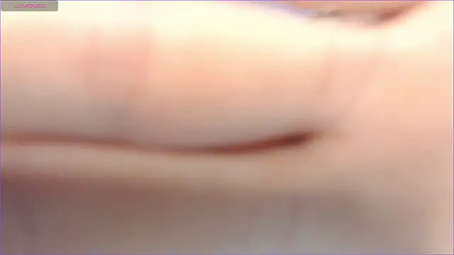 Snapshot of Touch_me_more_please chatting on 02-23-25, 10:09 Touch me more please online show from 02-23-25, 10:09