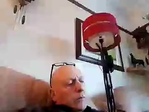 Snapshot of keeenn11 chatting on 02-13-25, 08:17 keeenn11 online show from 02-13-25, 08:17