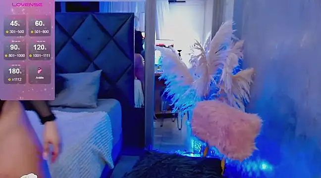 Snapshot of Angel_Monrroe chatting on 01-22-25, 04:13 Angel Monrroe online show from 01-22-25, 04:13