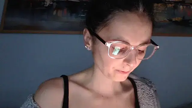 Snapshot of cleophee chatting on 03-26-26, 06:33 cleophee online show from 03-26-26, 06:33