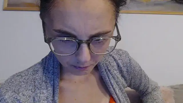 cleophee online show from 11-14-25, 06:50