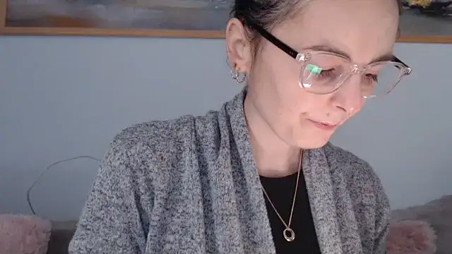 Snapshot of cleophee chatting on 03-24-26, 06:24 cleophee online show from 03-24-26, 06:24