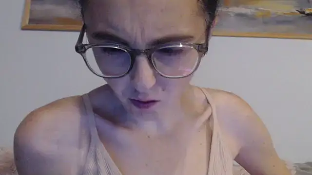 cleophee online show from 10-13-25, 05:42