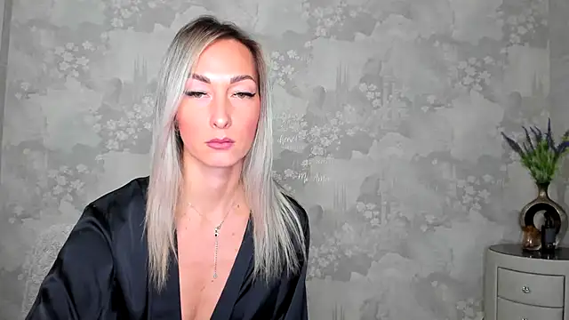 StarryHanna online show from 02-22-26, 05:03