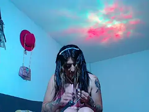 MARIANAWEED online show from 10-27-25, 11:49