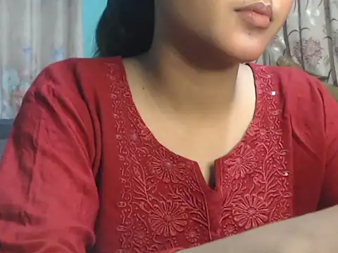 Snapshot of NancyRuvi chatting on 09-14-25, 04:07 NancyRuvi online show from 09-14-25, 04:07