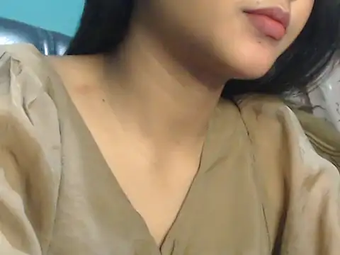 Snapshot of NancyRuvi chatting on 03-12-25, 03:29 NancyRuvi online show from 03-12-25, 03:29