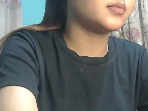 NancyRuvi online show from 10-25-25, 04:18