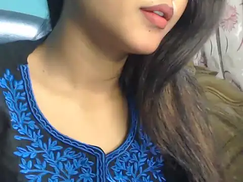 Snapshot of NancyRuvi chatting on 02-28-25, 03:04 NancyRuvi online show from 02-28-25, 03:04