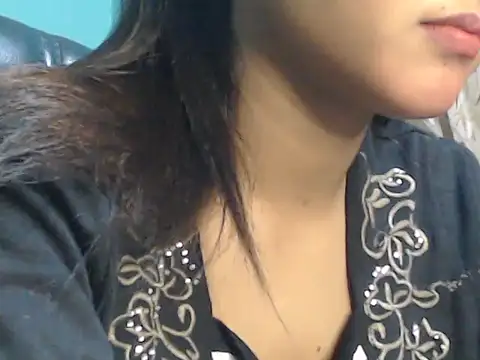 Snapshot of NancyRuvi chatting on 12-18-24, 02:49 NancyRuvi online show from 12-18-24, 02:49
