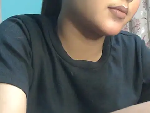 Snapshot of NancyRuvi chatting on 10-22-25, 03:00 NancyRuvi online show from 10-22-25, 03:00