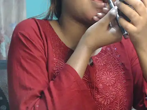 Snapshot of NancyRuvi chatting on 10-11-25, 04:08 NancyRuvi online show from 10-11-25, 04:08