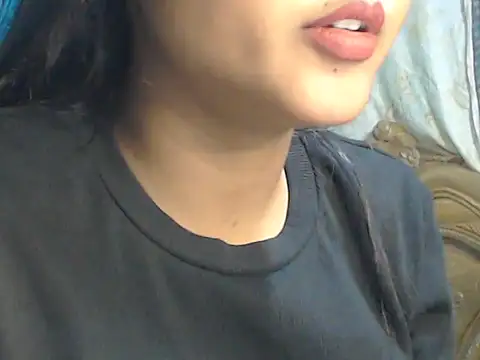 Snapshot of NancyRuvi chatting on 12-17-24, 03:27 NancyRuvi online show from 12-17-24, 03:27