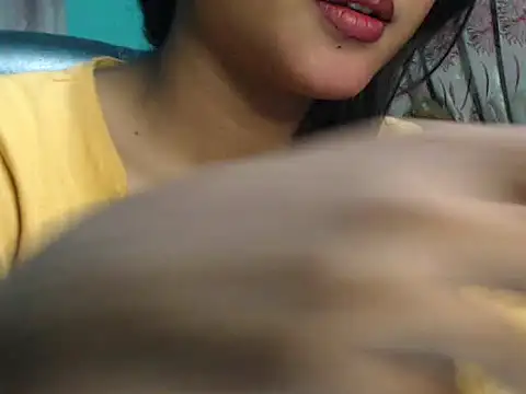 Snapshot of NancyRuvi chatting on 02-25-25, 03:31 NancyRuvi online show from 02-25-25, 03:31