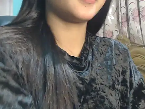 Snapshot of NancyRuvi chatting on 12-24-24, 04:40 NancyRuvi online show from 12-24-24, 04:40