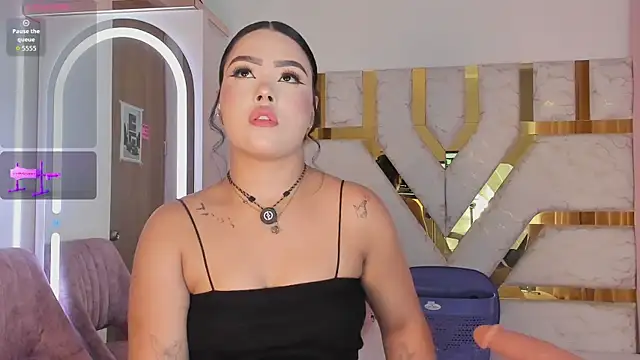 sophy champagne online show from 05-25-26, 01:16