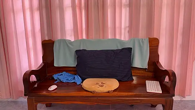 Raamoss online show from 03-18-26, 06:16