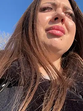 Sara Slow online show from 02-25-25, 11:10