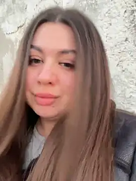 Sara Slow online show from 01-14-25, 02:32