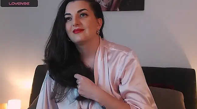 Snapshot of itsyourlady chatting on 12-29-24, 11:29 itsyourlady online show from 12-29-24, 11:29