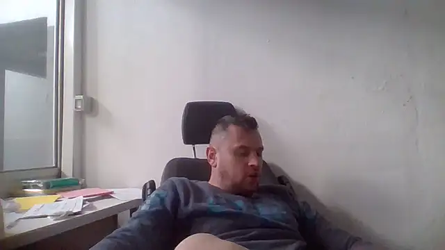 Snapshot of rabyto2 chatting on 02-08-25, 03:42 rabyto2 online show from 02-08-25, 03:42