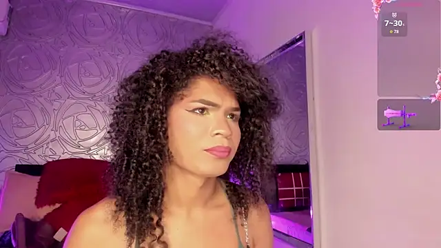 vennus1  online show from 12-23-25, 04:56