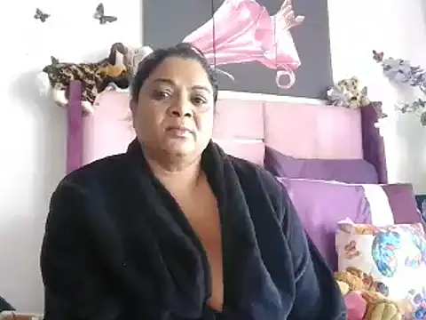 IndianDelia online show from 06-10-26, 07:53