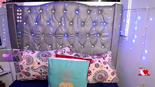 Snapshot of LAILAGUMMY chatting on 03-20-25, 03:04 LAILAGUMMY online show from 03-20-25, 03:04