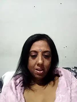 Mahi4luv online show from 06-21-26, 11:43