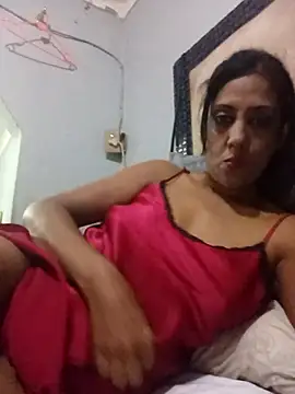 Mahi4luv online show from 06-25-26, 10:04