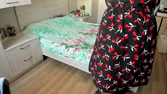 DUSSY PUSSY online show from 05-25-26, 04:12