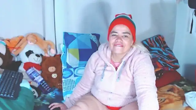 estrellita fugaz16x online show from 12-18-25, 09:07