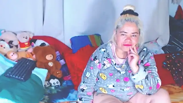 estrellita fugaz16x online show from 12-05-25, 10:25