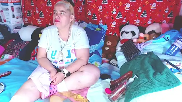 estrellita fugaz16x online show from 03-18-26, 05:10