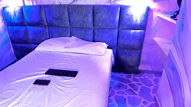 Maddysex  online show from 04-30-26, 11:39