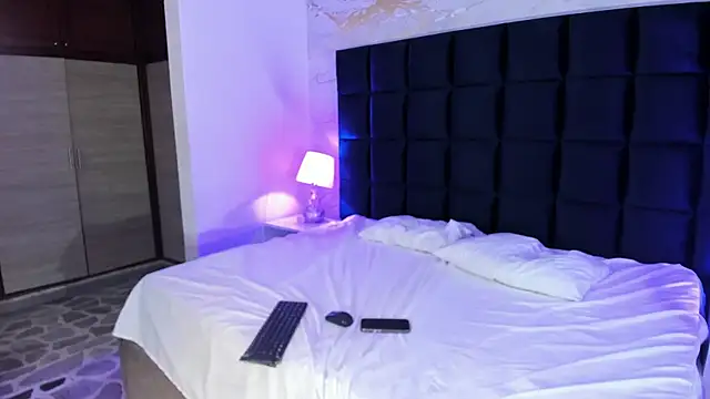 Maddysex  online show from 05-04-26, 11:46