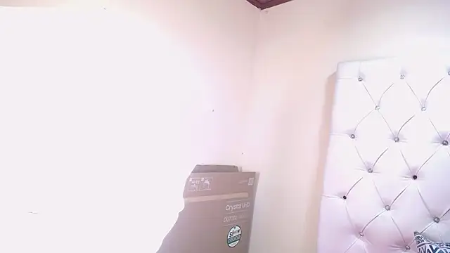 Snapshot of Ana_Girl_Nasty chatting on 02-06-26, 04:58 Ana Girl Nasty online show from 02-06-26, 04:58