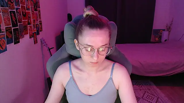 Snapshot of AnabelFrel chatting on 03-12-26, 12:38 AnabelFrel online show from 03-12-26, 12:38