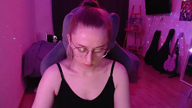 Snapshot of AnabelFrel chatting on 01-26-25, 12:47 AnabelFrel online show from 01-26-25, 12:47