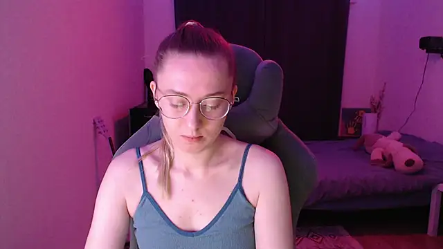 Snapshot of AnabelFrel chatting on 01-18-26, 01:09 AnabelFrel online show from 01-18-26, 01:09