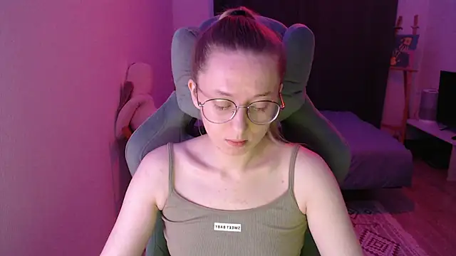 Snapshot of AnabelFrel chatting on 10-02-25, 12:47 AnabelFrel online show from 10-02-25, 12:47