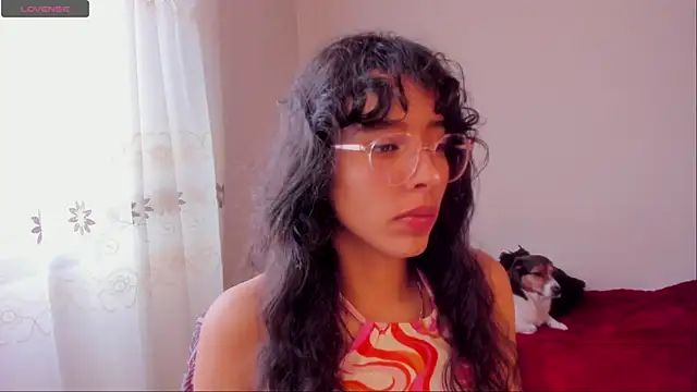 Snapshot of aluna_0310 chatting on 12-26-24, 08:32 aluna 0310 online show from 12-26-24, 08:32